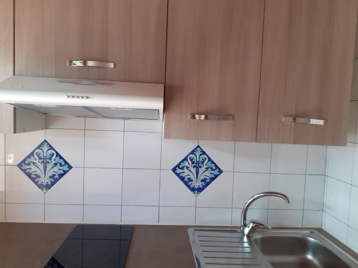 Il Pomodoro House Lejlighed Lido Di Fondi Eksteriør billede